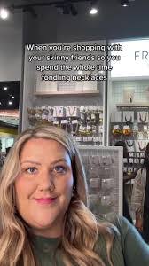 Laura Boynton's Instagram, Twitter & Facebook