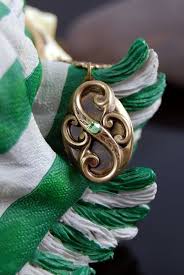 The area that his name originated in (navarre, basque, spain) salazar slytherin lived a thousand years ago, and as far as we know, the only personal possession of his that survived was slytherin's locket. Slytherin Horcrux Locket Necklace Antique Brass Version By Etsy Horcrux Locket Slytherin Locket Fandom Jewelry