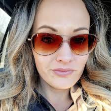 Does anyone know of any legit stay at home jobs? I recently had an injury,  and I am stuck at home, I just need to work, I need the income. Thank you.