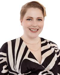 Katelyn Beal's Instagram, Twitter & Facebook