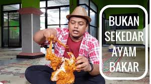 Setelah direbus, letakkan ayam ke dalam loyang tebal dan panggang ke dalam oven dengan suhu 180 derajat selama kurang lebih 30. Di Magetan Ada Ayam Gandu Bu Setu Yang Spesial 22 Youtube