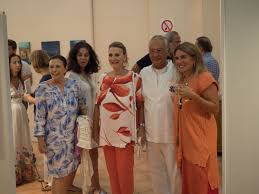 Ta Egkainia Ths Ek8eshs Rainbow Ths Alinas Matsa Stis Spetses Fay S Control