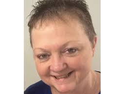 Daphne Hicks's Instagram, Twitter & Facebook