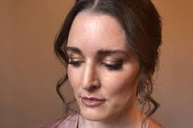 Alana Schmidt's Instagram, Twitter & Facebook