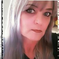 90+ perfiles de «Petra Smit»