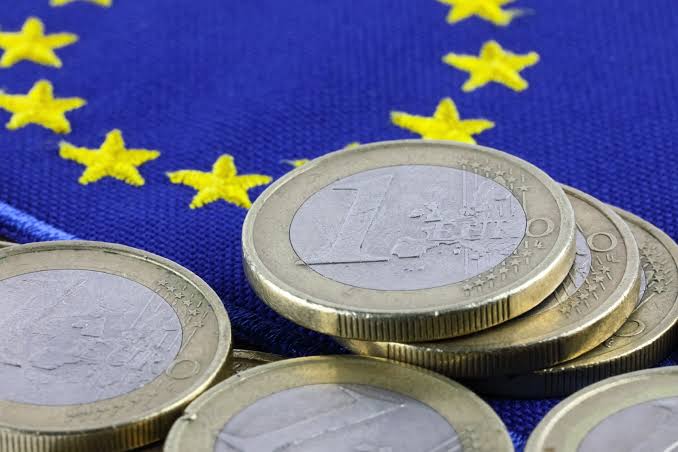 Ενεργοποιούνται σταδιακά τα 2,1 δισ. ευρώ των νέων προγραμμάτων του ΕΣΠΑ