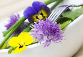 Did you know you can eat flowers? Edible Flowers A Banquet Of Blooms Planet Natural