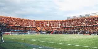 El estadio de colón fue reinaugurado en 2011 luego de grandes reformas que aumentaron su capacidad, con motivo de la copa américa disputada en el país aquel. Colon Cambia El Sistema De Ingresos Al Estadio Edicion Impresa Noticias De Deportes Fixture Resultados El Litoral Noticias Santa Fe Argentina Ellitoral Com