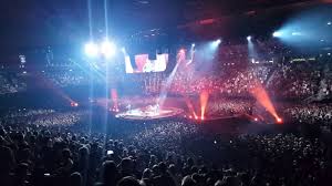 The last time elton john was in berlin was years, weeks, days, hours, and minutes ago. Muse Mercy 3 6 Mercedes Benz Arena Berlin Youtube