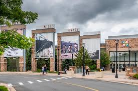 Colorado mills is a 1,411,627 sq ft outlet shopping mall in lakewood, colorado. About Colorado Mills A Shopping Center In Lakewood Co A Simon Property