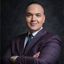 Thomas Keppler's Instagram, Twitter & Facebook