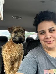 Do you have a dog named after a tv show/ movie character I want to see  them. This is Scully 👽 named after Dana Scully from X Files! Her  registered name is