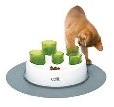 Cut slots along the top of each end of a plastic container, cut pieces of wire to fit the length or width of the box and cut plastic pipes into. Catit Senses 20 Digger For Cats Check This Awesome Product By Going To The Link At The Image This Is An Aff Interactive Cat Toys Cat Toys Cat Pet Supplies
