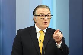 Resultado de imagem para ratinho junior no programa O contraditÃ³rio