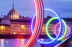 Jetzt flug von nantes nach madrid buchen & günstiger fliegen mit opodo©! A Student S Guide To Nantes France