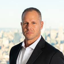 Phil Ostrowski's Instagram, Twitter & Facebook