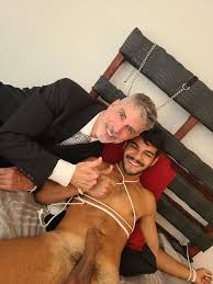 Sebastian Cums and Leo Blue enjoy steamy tongue worship