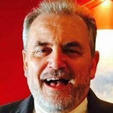 Robert Benefield's Instagram, Twitter & Facebook