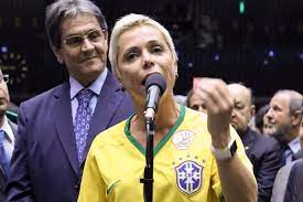 Conquistar o seu primeiro resultado positivo na série b. Cristiane Brasil Filha De Roberto Jefferson Tem Prisao Decretada Exame