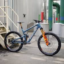 Awesome Mtb Di Instagram Focus Jam Absolute Dream Build With The Best Parts You Can Think Of What D In 2020 Bike Fox Racing Shox I Want To Ride My Bicycle