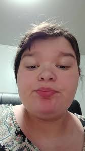 Elisa Combs's Instagram, Twitter & Facebook