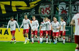 Poland i liga 2020/2021 speelronde: Legia Net Legia Warszawa Gornik Leczna I Lks W Grze O Ekstraklase