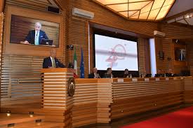 Il ministro Piantedosi al 40° anniversario della fondazione della Scuola di  perfezionamento per le Forze di polizia | Ministero dellInterno