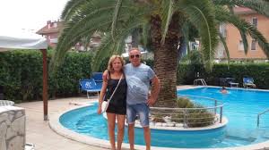 In addition to seven massage suites, we have a spacious meditation room and an infrared sauna. La Piscina Dell Hotel Haus Charlotte Bild Von Haus Charlotte San Benedetto Del Tronto Tripadvisor