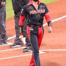 This Japanese baseball team's Deep-V uniforms are the future of sports  attire - SBNation.com
