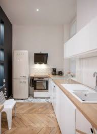 Ikea Kitchen Idee Porte Torchons Blanc Bois Frigo Smeg Flooring Parquet Flooring Cuisine Blanche Et Bois Cuisine Bois Cuisines Deco
