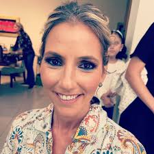 El look más solicitado cola alta.Con estilos diferentes . #estliosparabodas  #peinadosconcola #trenzas #peinadosdestructurado