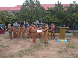 Sebelum gw gas mobil gw ke rumah gw di bilangan bekasi. Sd Negeri 01 Pisang Baru