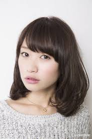 面長にあう 黒髪ミディアムストレートヘアカタログ 前髪あり なし 美人部 ミディアムストレートヘア 黒髪 ミディアム ストレート ミディアム 黒髪