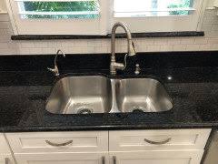 2 frigidaire undermount stainless steel kitchen sink 4 ruvati undermount 60/40 double bowl kitchen sink when scouting for an undermount sink, you're better off with one that can handle your needs in. 50 50 Vs 60 40 Sink