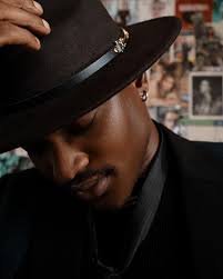 These are test shots from a shoot. I'm still at the shoot. Sidebar: I  expect Iya Lawal's call after she sees these photos. Love you ma ❤️  Shooter: @olasunkanmi_iroko #onduty #sweetestboy