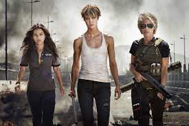 Dabei müssen sie nicht nur vor den behörden auf der hut. How Terminator Dark Fate Revived Sarah Connor Los Angeles Times