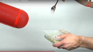 Deze zender is in de loop der jaren veel veranderd. Ik Zit Helemaal Te Shaken Bredase Studente Raadt Het Geluid Bij Qmusic En Wint 37 800 Euro Omroep Brabant