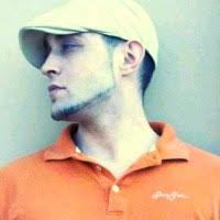 90+ "Daniel Grove" profiles