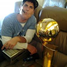 Mark Cuban On Twitter The 5 Stages Of Trump Management Style Blame The Media Blame Employee Blame The Media Fire The Empl Mark Cuban Cuban Famous Cigars