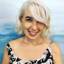 Marcella Moeller's Instagram, Twitter & Facebook