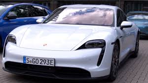 Research the 2021 porsche taycan with our expert reviews and ratings. Porsche Taycan Im Test Was Taugt Der Sportwagen Im Alltag Video Stern De