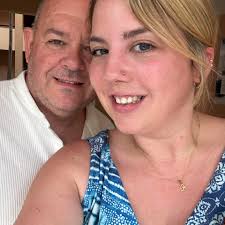 Sunday was @abpsouthamptonmarathon 1/2 marathon. It was a boiling hot day  and the course was basically one giant hill. But I got it done and I'm so  proud of myself. I really