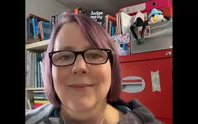 Popular author Teri Terry talks to Year 9 about her books and literary  careers