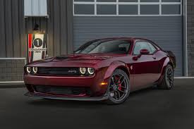 2020 Dodge Challenger Srt Hellcat Black And Red 2018 Dodge Challenger Srt Hellcat Wide Body In Octane Red Dodge Challenger Hellcat Dodge Charger Hellcat Coches Modernos