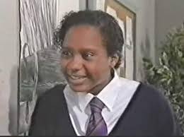 Lauren Grange's Instagram, Twitter & Facebook