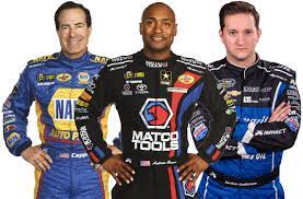 The cars are similar to winston cup cars, the main differences being smaller carburetors, less horsepower, and prohibitions on exotic materials. Impact Racing Custom Driver Suits