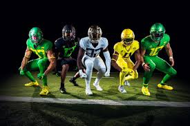 The best and worst college football alternate uniforms of all time. Oregon S New Uniforms Are Fresh But Have Hilarious Numbers Sbnation Com