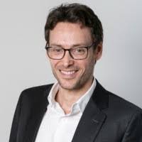 Dani Santamaria's Instagram, Twitter & Facebook