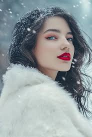 INDUSTRY NEWS • PROGRAMS • CLASSES