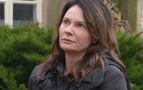 Chas Dingle grows closer to her ex after heartbreak in Emmerdale